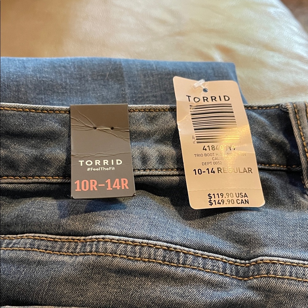Torrid Women’s Trio Boot Cut High Rise Blue Jean Caliente